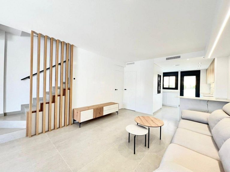 WhatsApp Image 2026-03-07 at 16.35.36 (2)