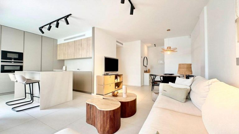 WhatsApp Image 2026-03-07 at 18.07.50 (5)