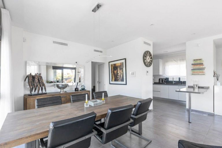 WhatsApp Image 2026-03-10 at 17.15.25 (2)