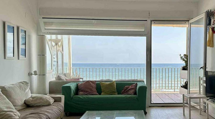 firstline seafront 01